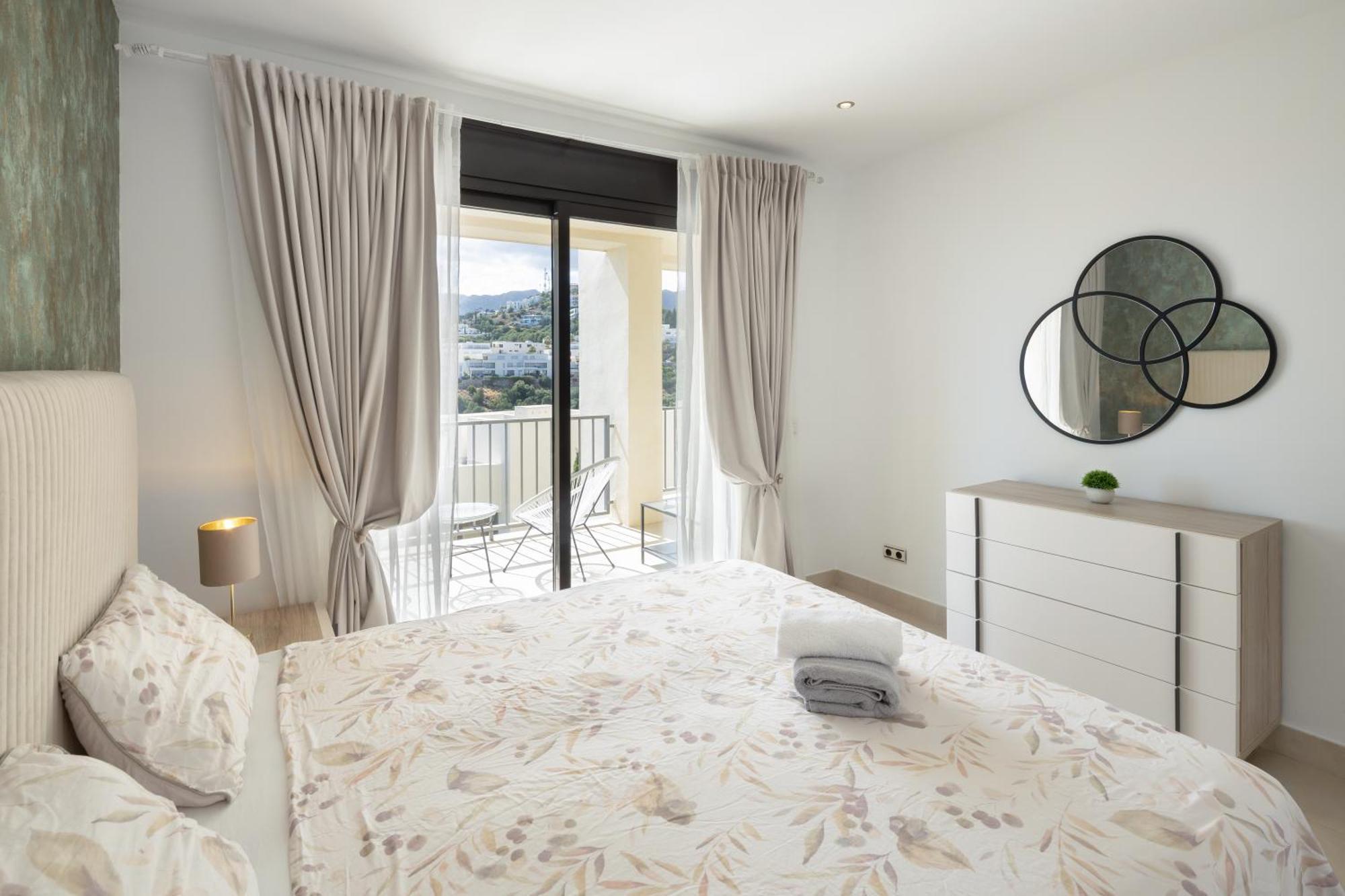 Spectacular Views - Luxury Apartment In Resort - Marbella Hills מראה חיצוני תמונה