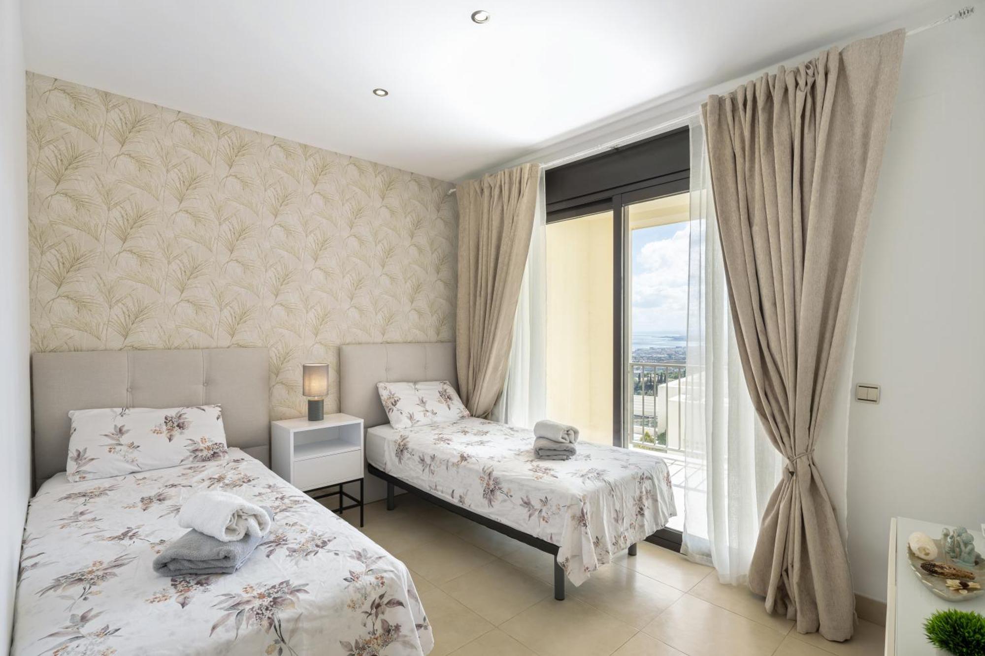 Spectacular Views - Luxury Apartment In Resort - Marbella Hills מראה חיצוני תמונה